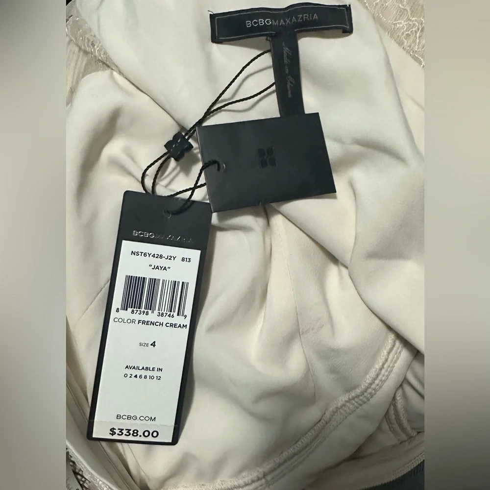BCBG MAXAZRIA Dress Size 4 - Picture 9 of 9
